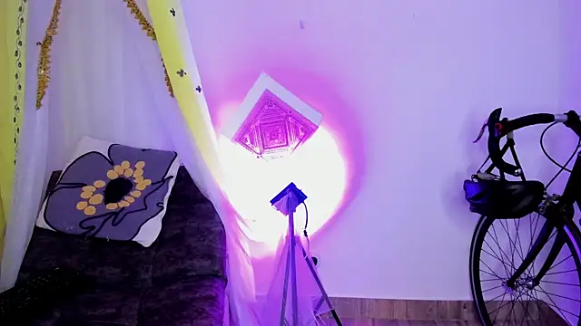 sophiaamethystt live sex cam