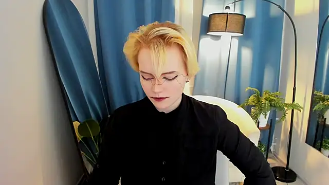 KellyKik's cam snapshot