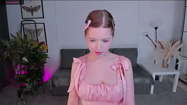 JanetMoor's cam snapshot