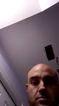 BulbasaurIsmettv's cam snapshot