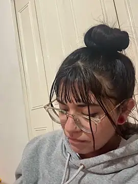 AngieRousse_'s cam snapshot