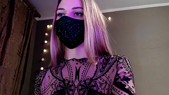 Iris_lave's cam snapshot