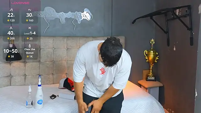 Horny_nick18 live sex cam