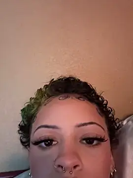 jojosbizarrelyf's cam snapshot