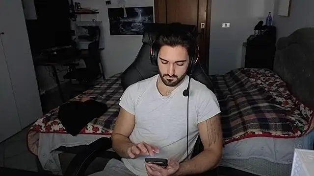 Al3xox02 live sex cam