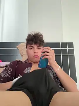 RossStrom's cam snapshot