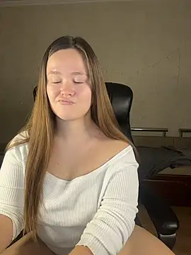 CaramelleSugarr live sex cam