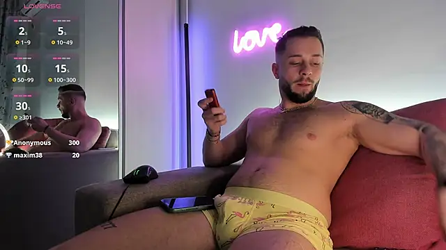 nicholasX1 live sex cam