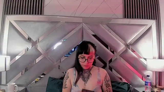 Ravenna666_'s cam snapshot