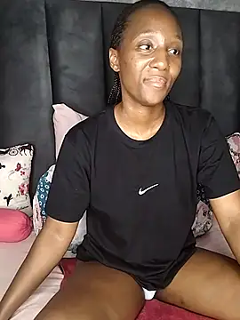 Lucy_Blacksilk live sex cam