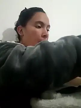 phoop_lilaa's cam snapshot