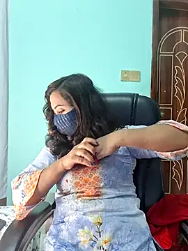 Bristy- live sex cam