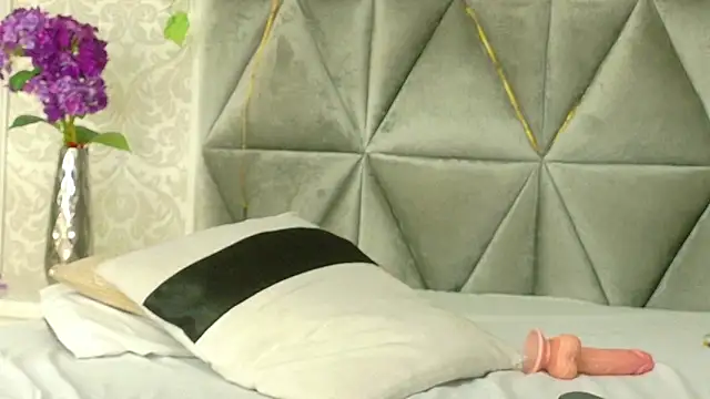 Miaa_Grace_'s cam snapshot