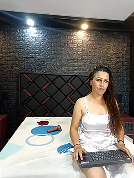 DanteYCeleste live sex cam