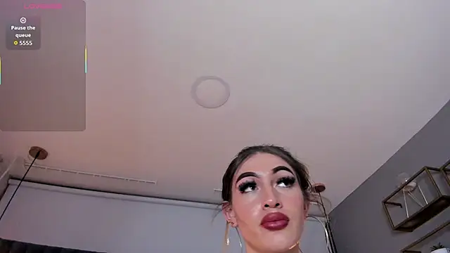 lizz_lunna live sex cam