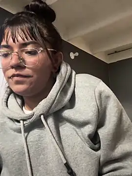 AngieRousse_'s cam snapshot