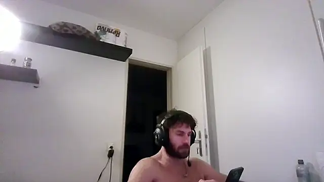 alpha-hunk live sex cam