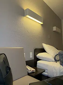 SamyHot2025's cam snapshot