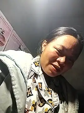 AlilaK2's cam snapshot