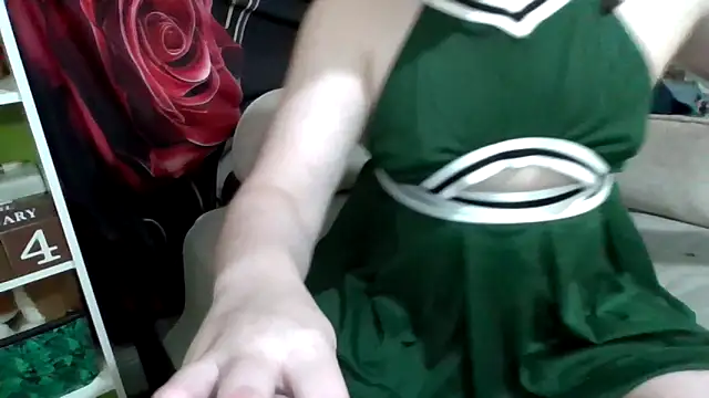 AverageRose live sex cam