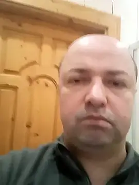 Luceriusbigass live sex cam