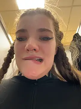 Holy_Tereza live sex cam