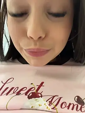 Chloe__Moon live sex cam