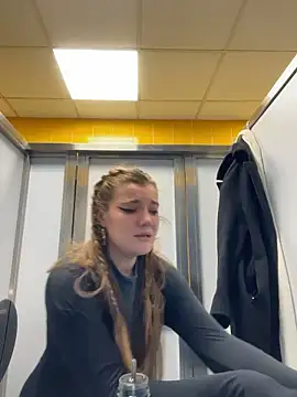 Holy_Tereza live sex cam