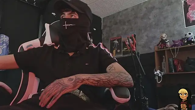 AcidMilo live sex cam