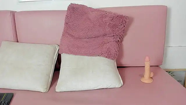 Pamela_SkinnySexy's cam snapshot