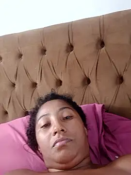 MichelyMaia's cam snapshot