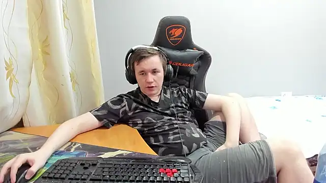 iliaskrislove live sex cam