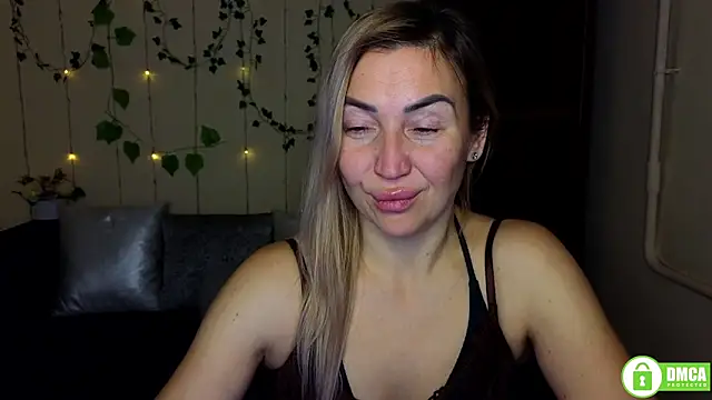 Kiss_julli88I live sex cam