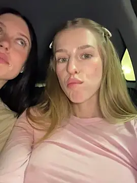 kira_mia's cam snapshot