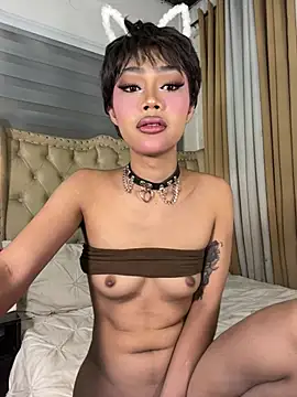 Innocent_yanixx69 live sex cam