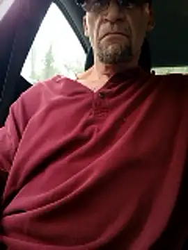 ShawnandDani7074's cam snapshot