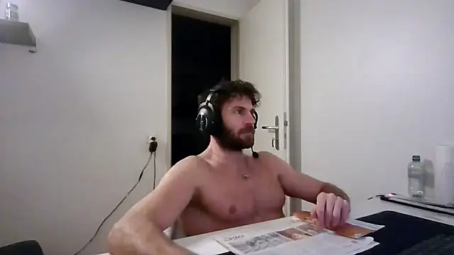 alpha-hunk live sex cam