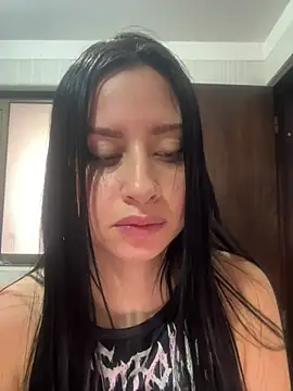 lucy_grey25's cam snapshot