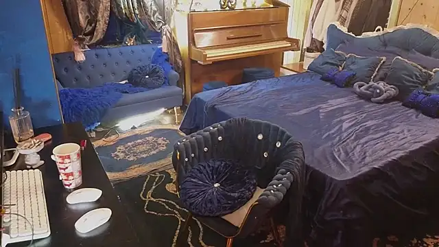 VanessaDoyle live sex cam