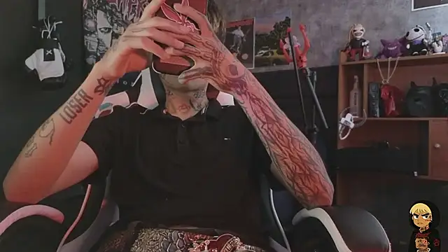 AcidMilo live sex cam