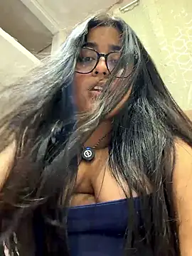 virginbrunette99's cam snapshot