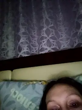 LeilaSaint live sex cam