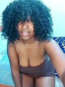 Sexxyasssasha-'s cam snapshot