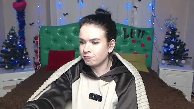 JasmineKouch's cam snapshot