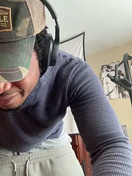 KeYBuMp323 live sex cam