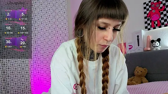 LilithPoison's cam snapshot