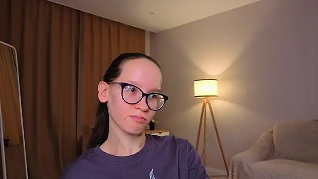 BettyBrowni live sex cam