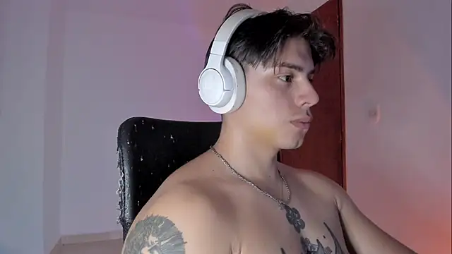 Giordano_Russo live sex cam