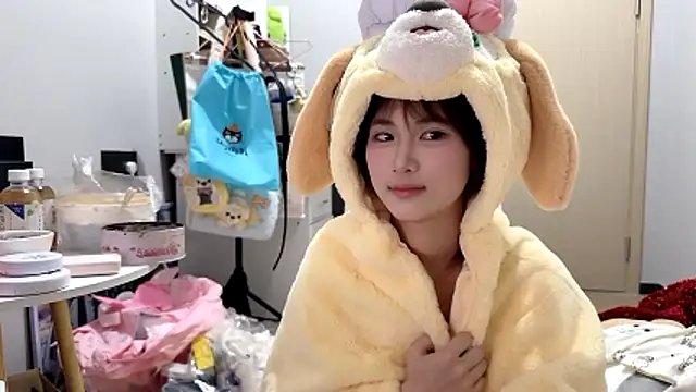 Ann-cookie's cam snapshot