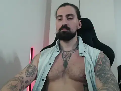 MateoHunk live sex cam
